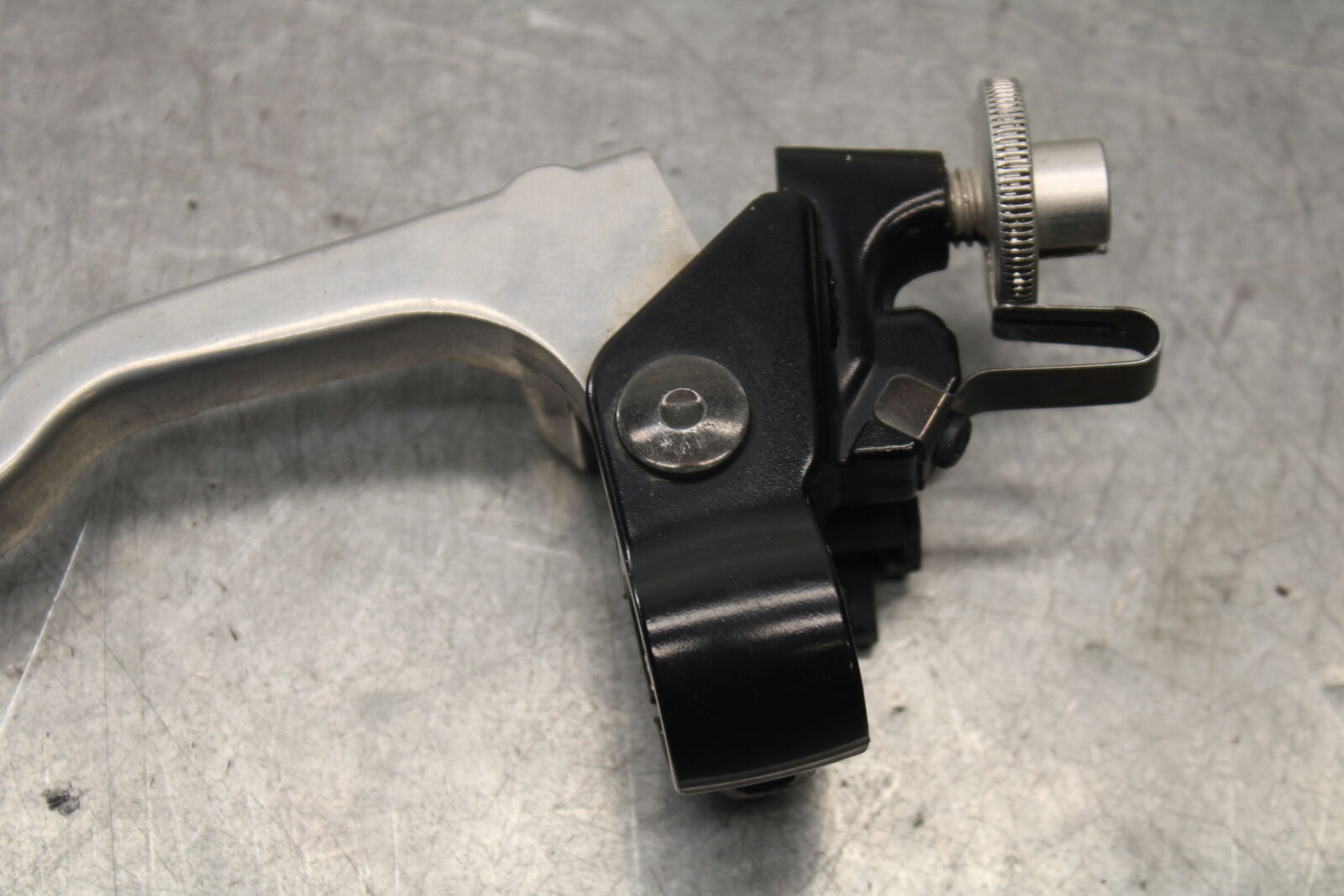 09-15 YAMAHA FZ6R CLUTCH PERCH MOUNT WITH LEVER BB686
