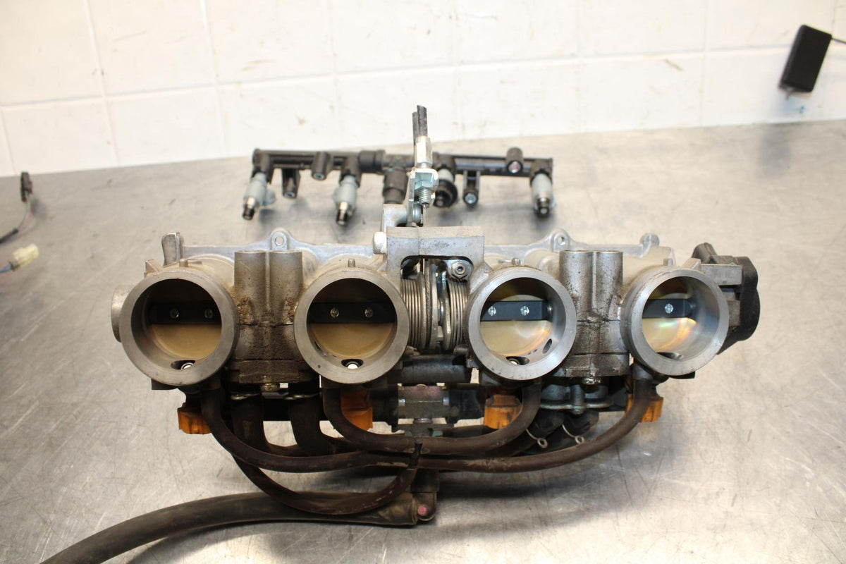 2007 Honda CBR600RR MAIN FUEL INJECTORS / THROTTLE BODIES 16400-MFJ-L01 BB596