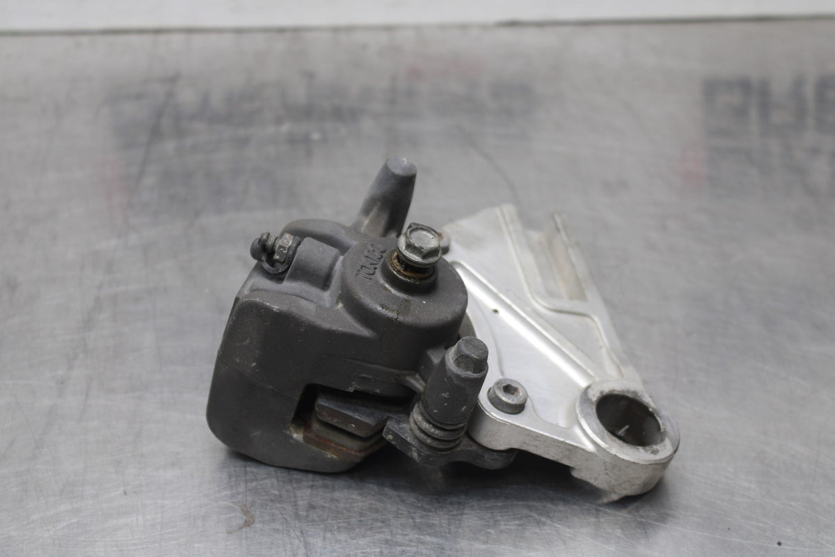 98 KAWASAKI NINJA ZX6 REAR BACK BRAKE CALIPER W MOUNT BRACKET BB870