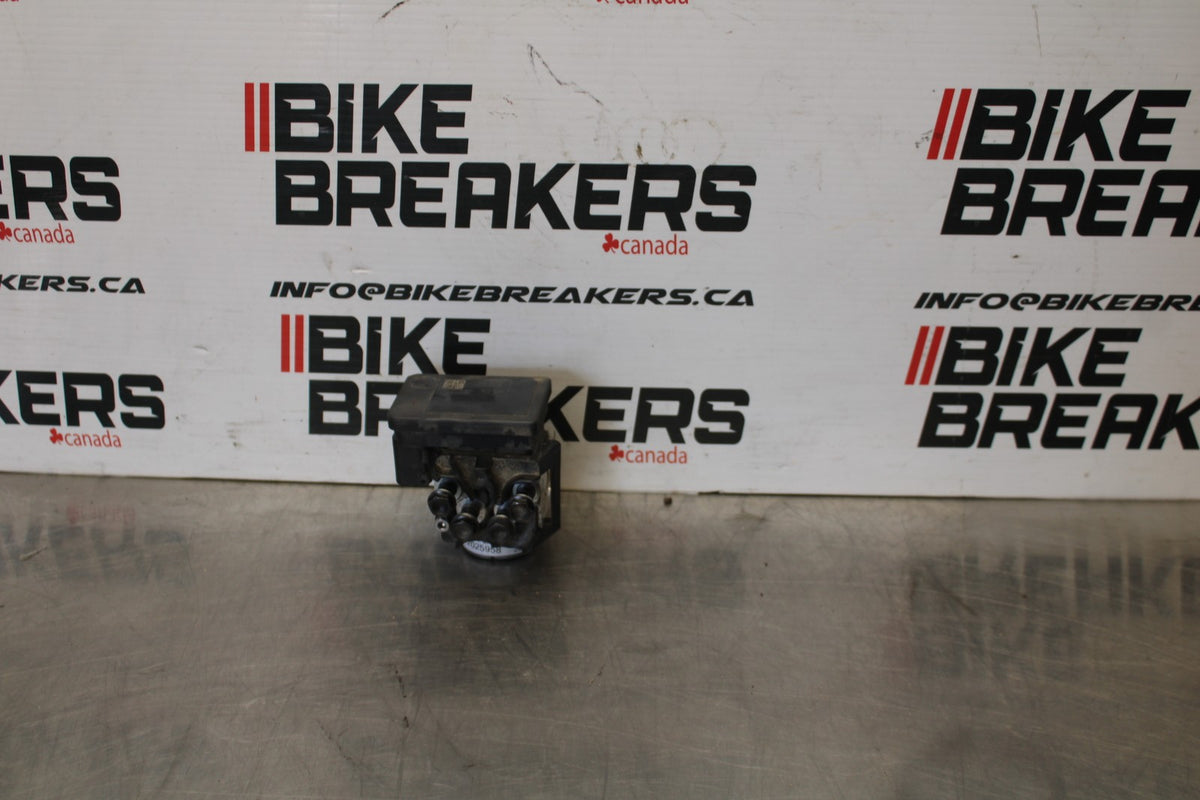 20 TRIUMPH STREET TRIPLE 765 ABS PUMP UNIT MODULE BB864