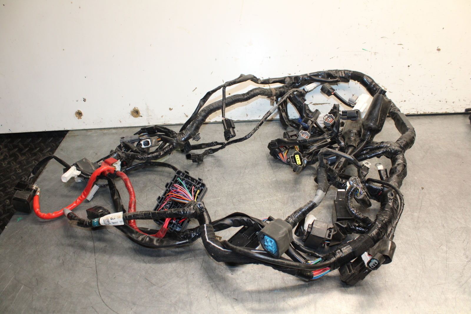 22-24 YAMAHA XSR900 MAIN ENGINE WIRING HARNESS MOTOR WIRE LOOM BB710