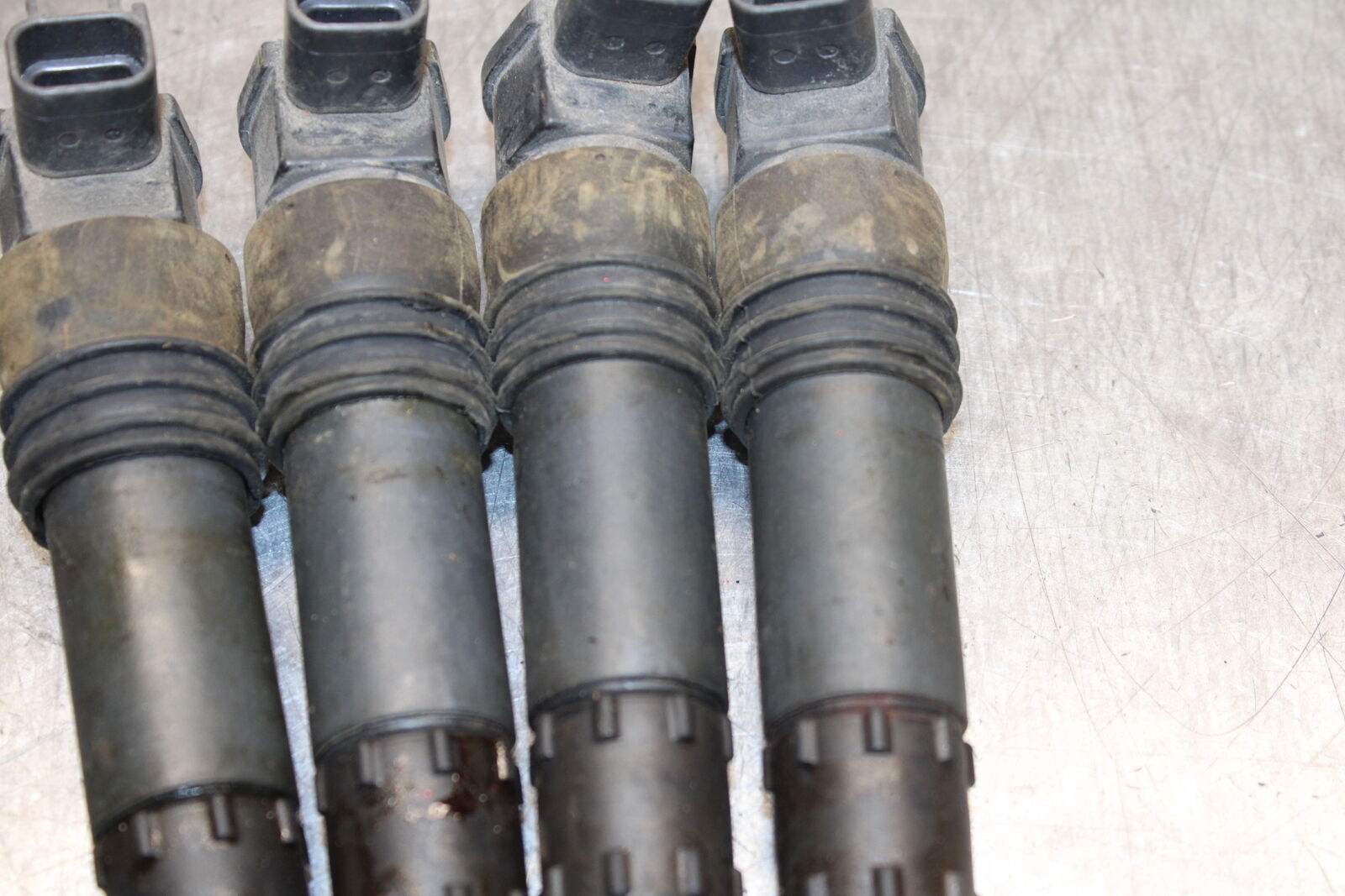 05-06 SUZUKI GSXR1000 IGNITION COILS COIL SPARK PLUG CAPS BB113