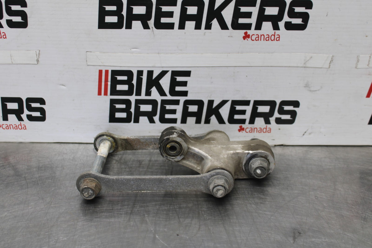05-09 SUZUKI BOULEVARD C90 REAR BACK SHOCK DOG BONE LINK BB918