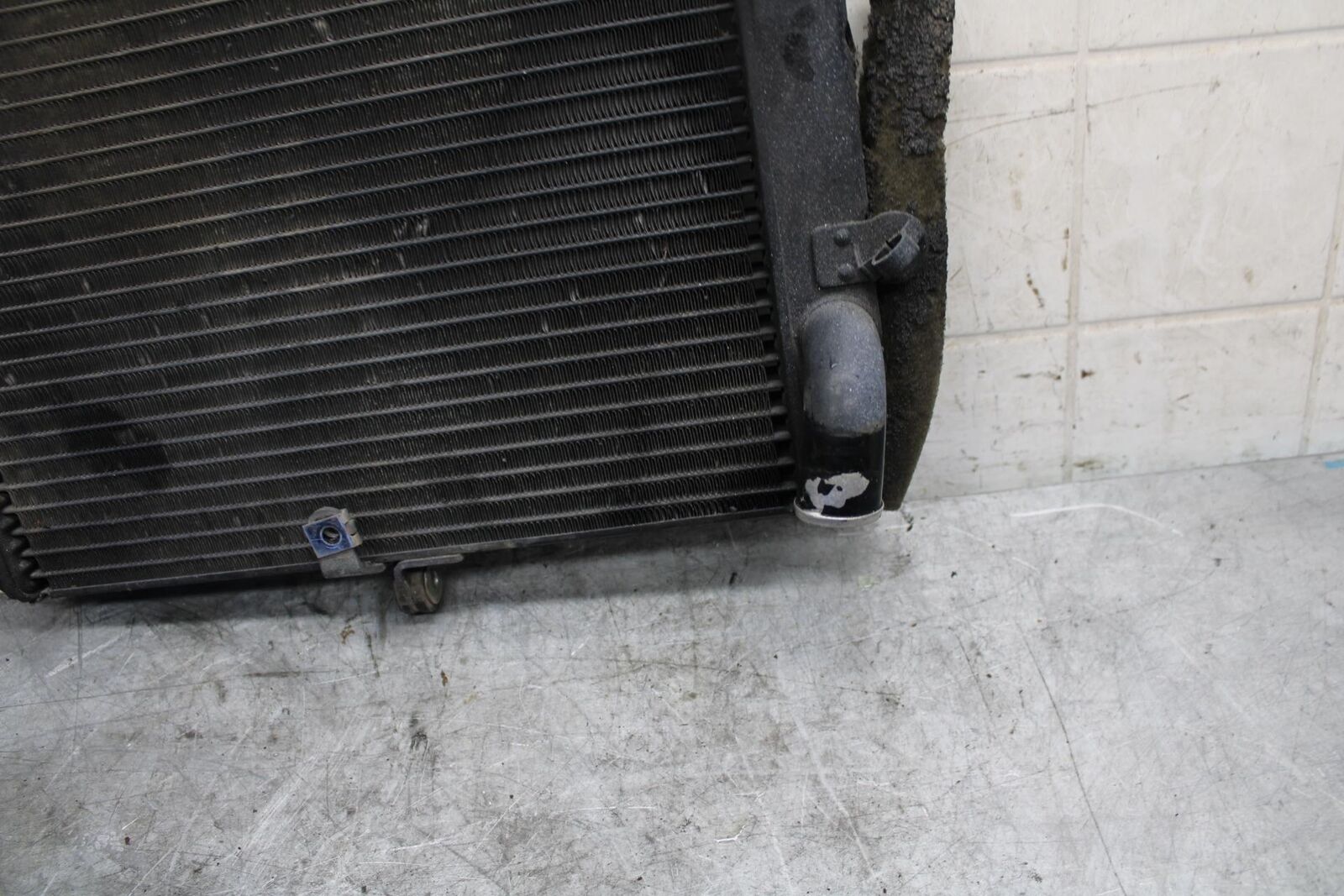 2002 Yamaha YZF R6 ENGINE RADIATOR MOTOR COOLER COOLING RADIATER BB545