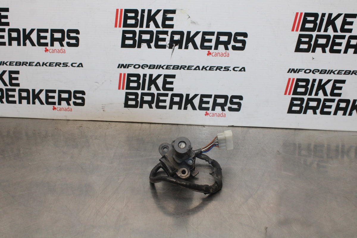 08-12 KAWASAKI NINJA 250R IGNITION LOCK NO KEY BB824