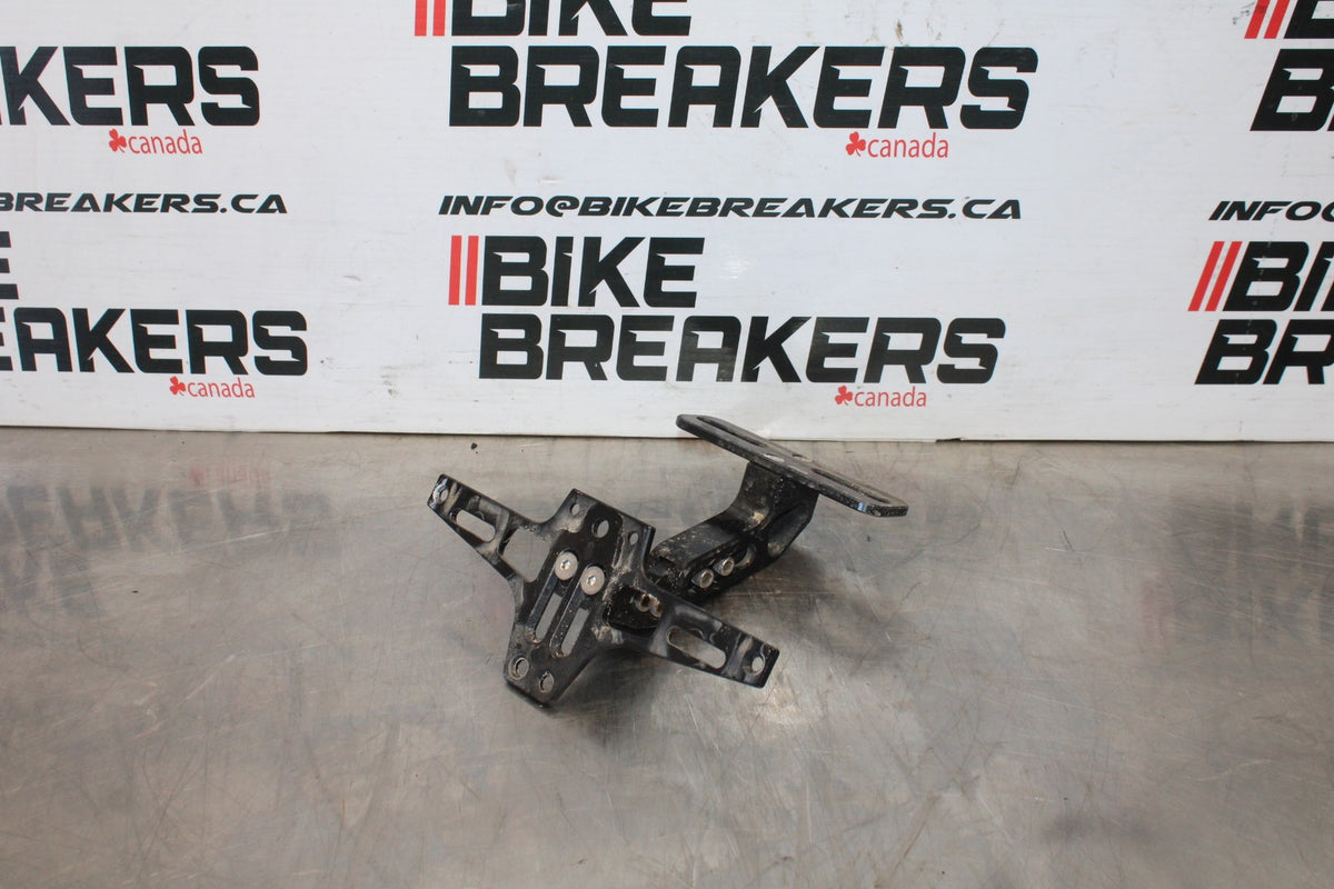 06-07 SUZUKI GSXR 600 FENDER ELIMINATOR LICENSE PLATE BRACKET  BB863