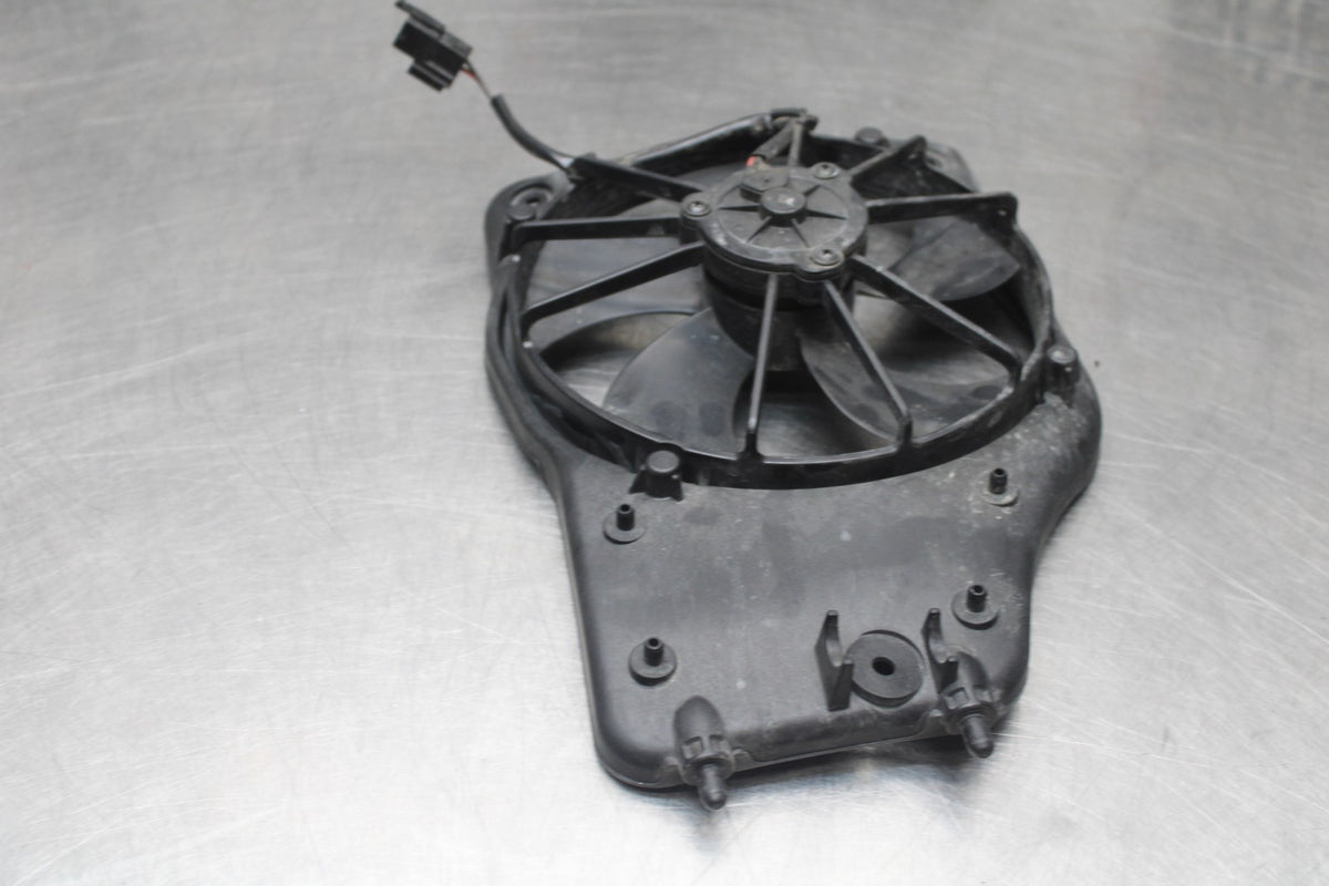 12-16 MV AGUSTA F3 675 ENGINE RADIATOR COOLING FAN BB01