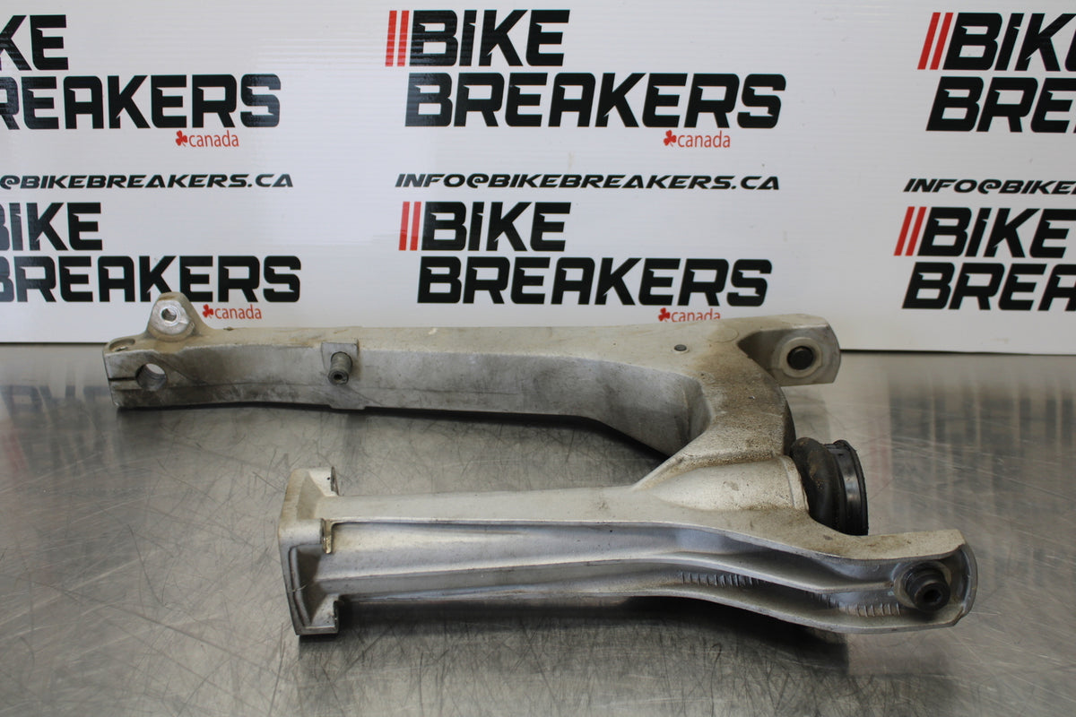 08 MOTO GUZZI BREVA 750 REAR SWINGARM BACK SUSPENSION SWING ARM BB154