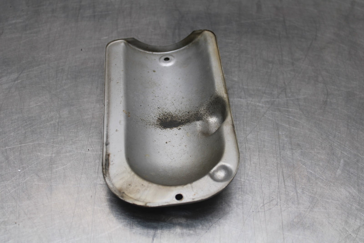 77 SUZUKI GS750 STARTER MOTOR COVER BB779