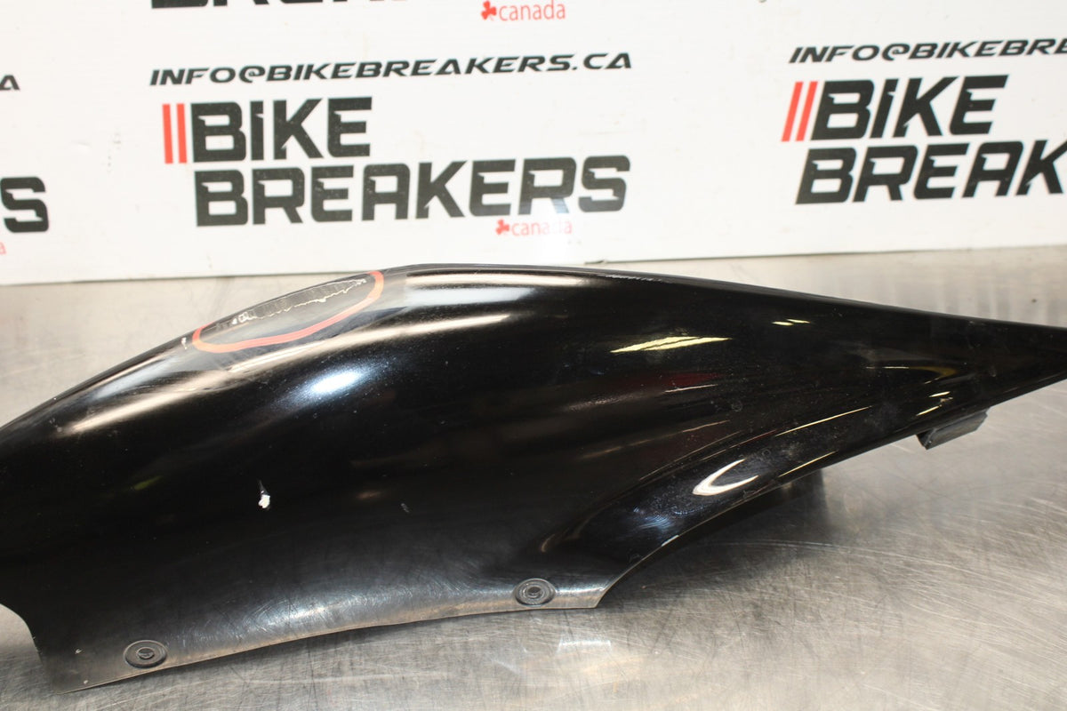 06-07 SUZUKI GSXR 600 RIGHT REAR BACK TAIL FAIRING COWL SHROUD BB178