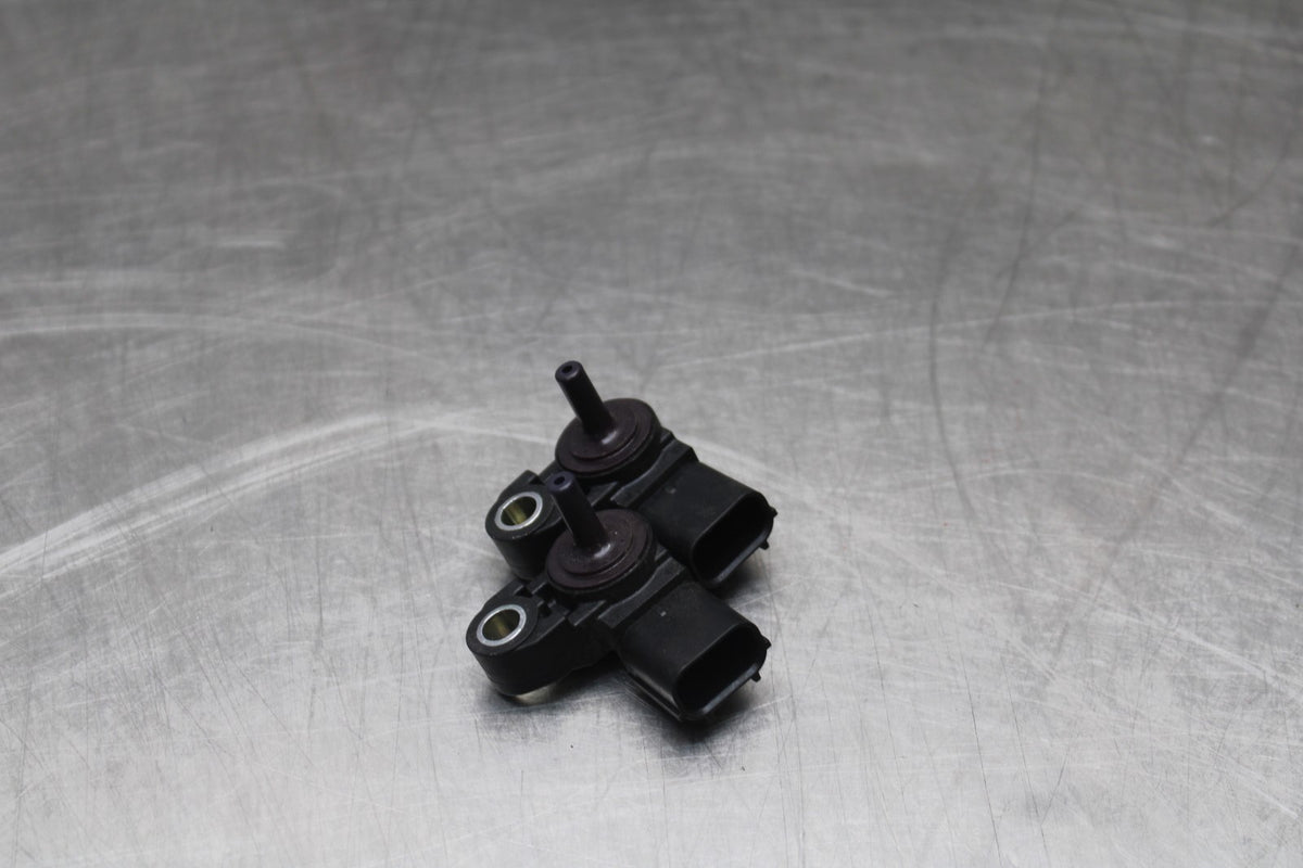 16 DUCATI 959 PANIGALE AIR MAP SOLENOID SENSOR SET BB912