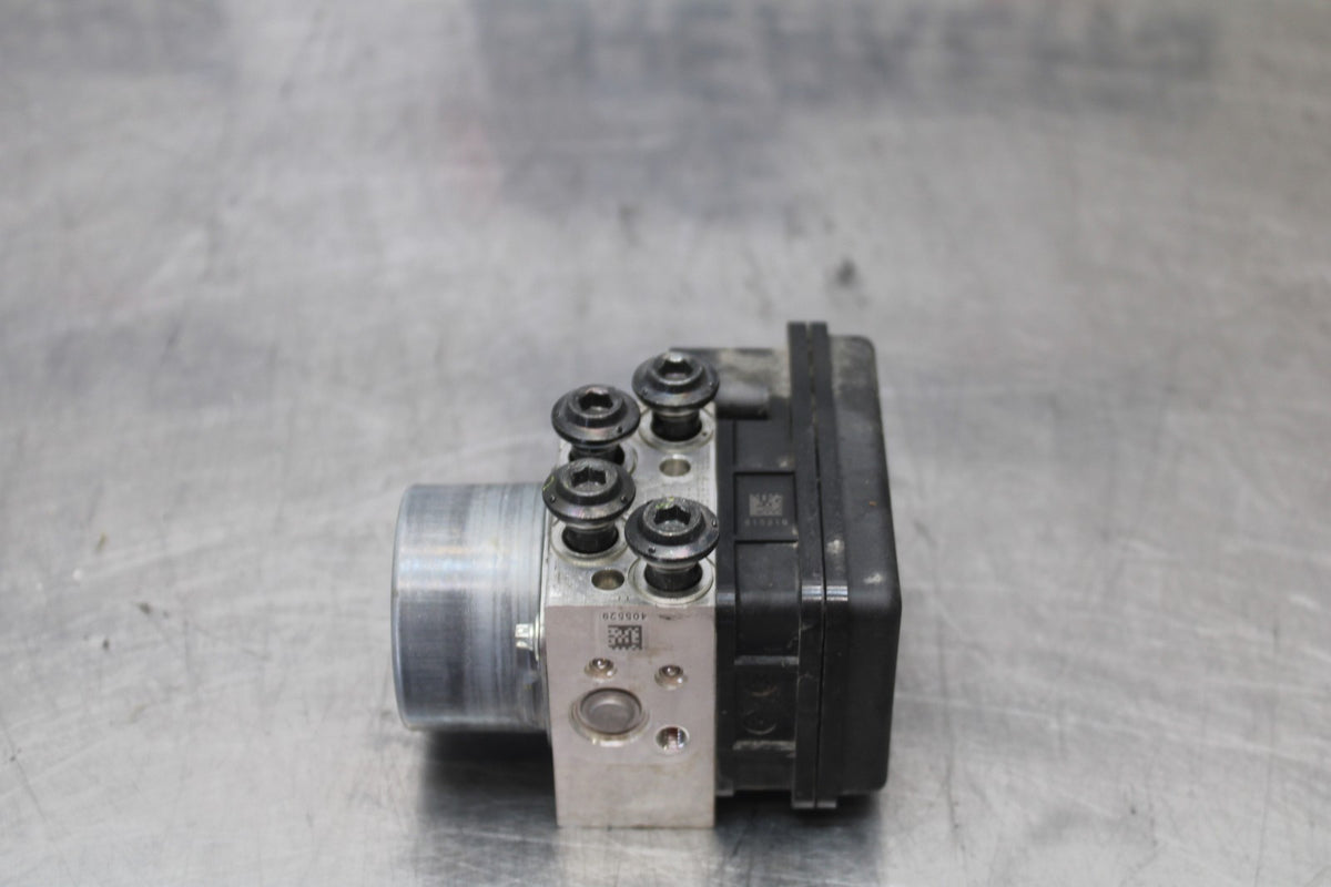 17 YAMAHA YZF R6 ABS PUMP UNIT MODULE BB922