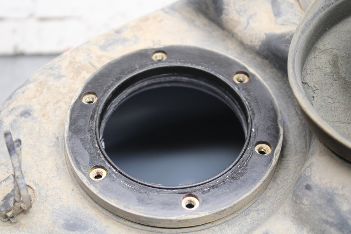 20-24 CF-MOTO CFORCE 600 TOURING GAS TANK FUEL CELL PETROL RESERVOIR BB715