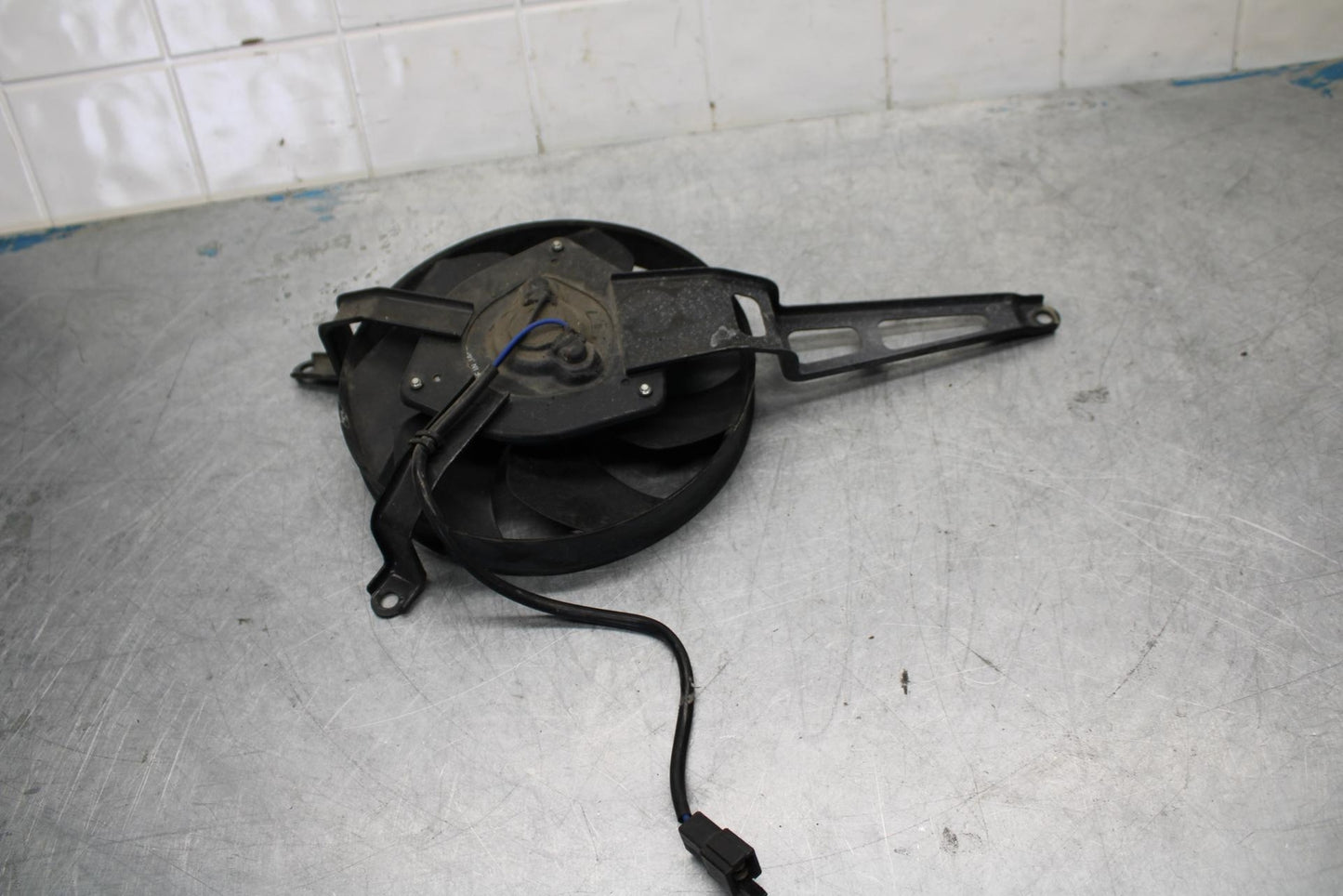 06-07 KAWASAKI NINJA ZX14R ENGINE RADIATOR COOLING FAN BB433