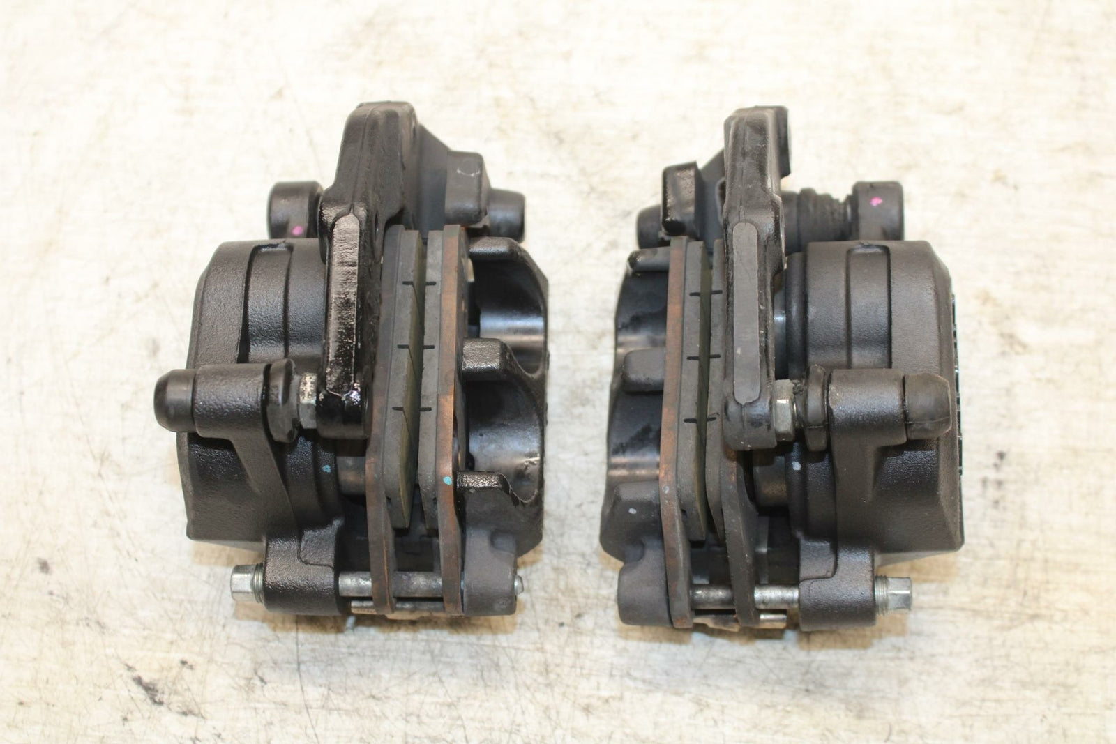 17-20 KAWASAKI NINJA 650 RIGHT LEFT FRONT BRAKE CALIPER SET PAIR CALIPERS BB364