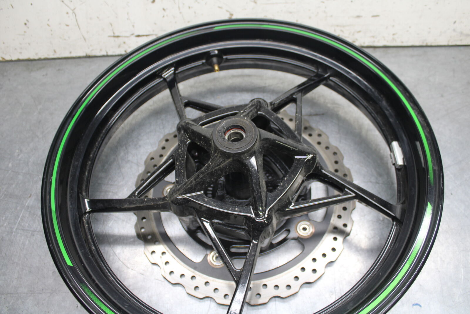 18-23 KAWASAKI NINJA 400 EX400 ABS FRONT WHEEL FRONT RIM BB747