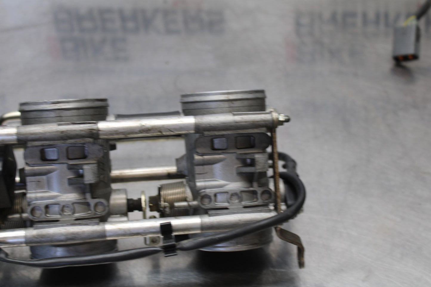 05 TRIUMPH ROCKET III THROTTLE BODY BODIES BB186