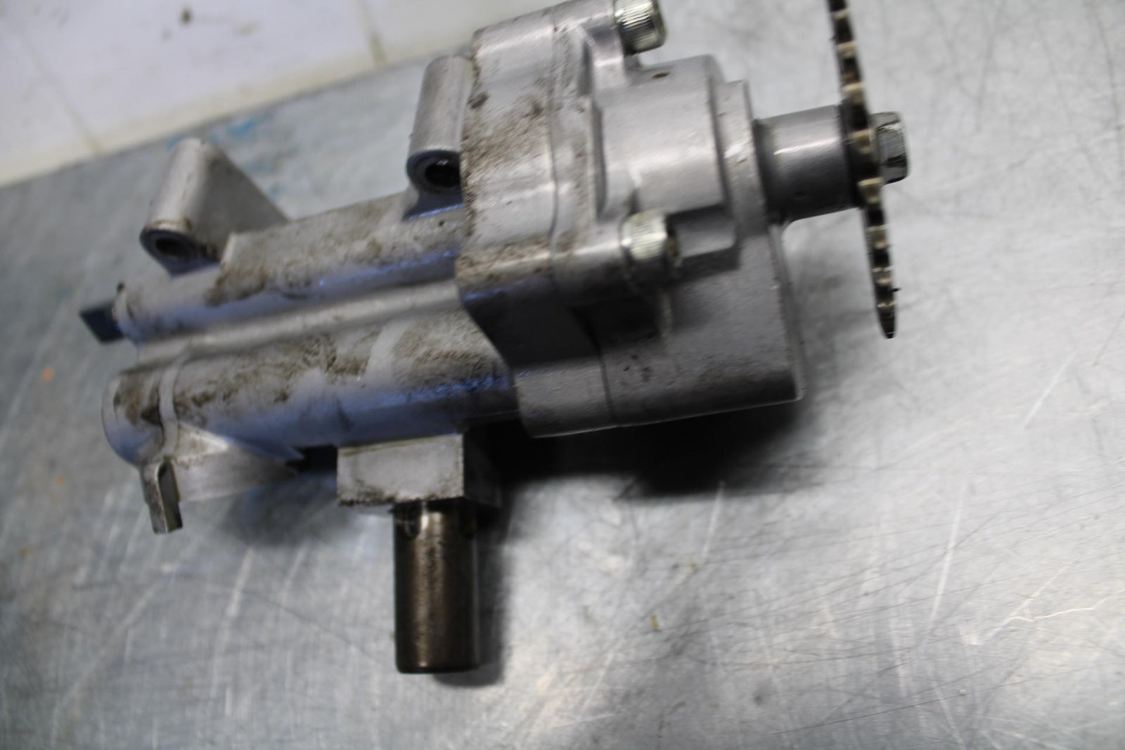 06-07 SUZUKI GSXR600 ENGINE MOTOR OIL PUMP BB447