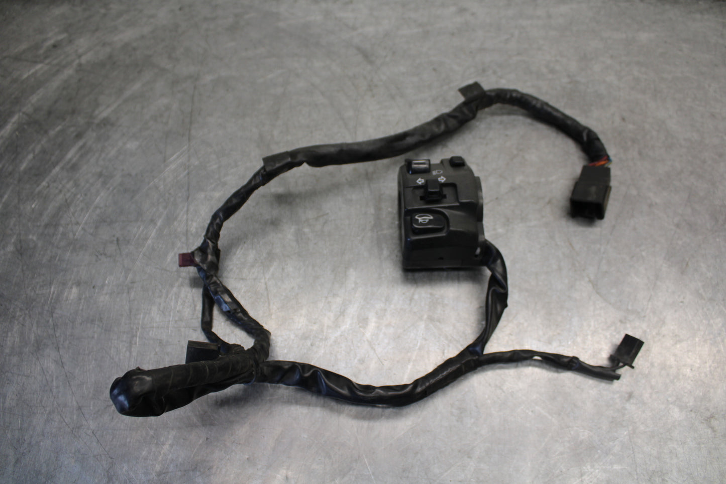 03-04 KAWASAKI NINJA ZX6RR LEFT CLIP ON HANDLE HORN SIGNALS SWITCHES BB684