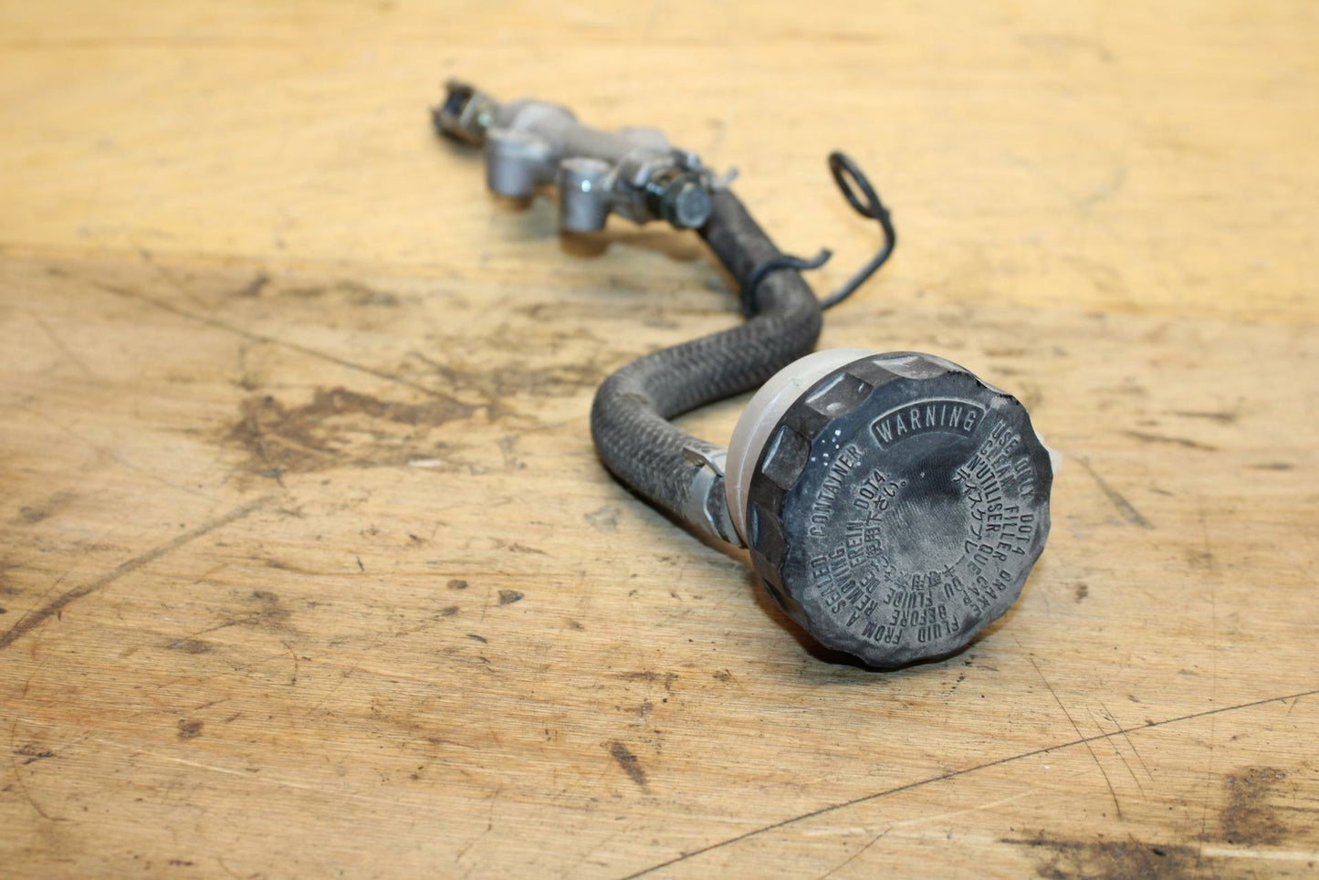 04-05 KAWASAKI NINJA ZX10R REAR BACK BRAKE MASTER CYLINDER W RESERVOIR BB322