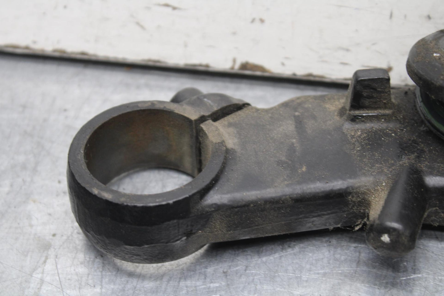 15-16 KAWASAKI EX300 FRONT FORKS CLAMP LOWER TRIPLE TREE STEM BB635