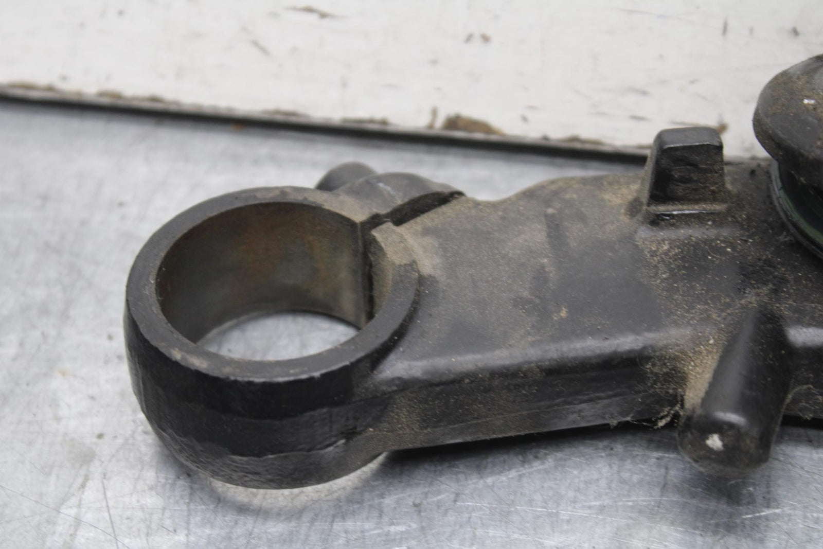 15-16 KAWASAKI EX300 FRONT FORKS CLAMP LOWER TRIPLE TREE STEM BB635