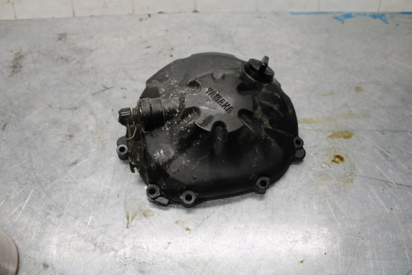 08-16 YAMAHA YZF R6 CLUTCH SIDE ENGINE MOTOR COVER BB443
