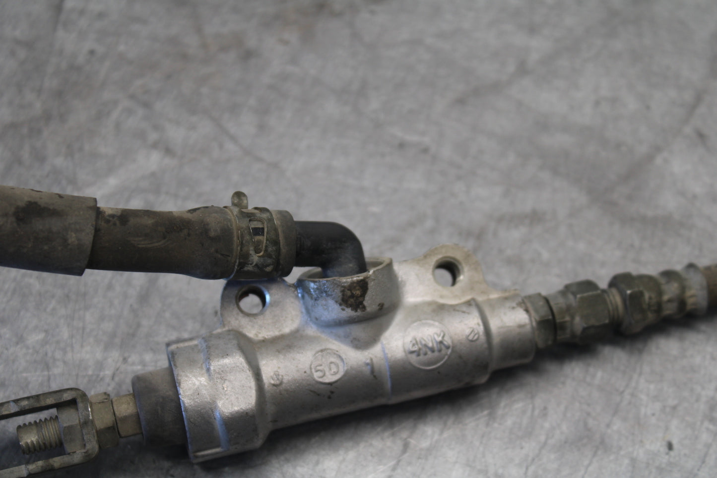 05-06 YAMAHA ROYAL STAR REAR BACK BRAKE MASTER CYLINDER W RESERVOIR BB697