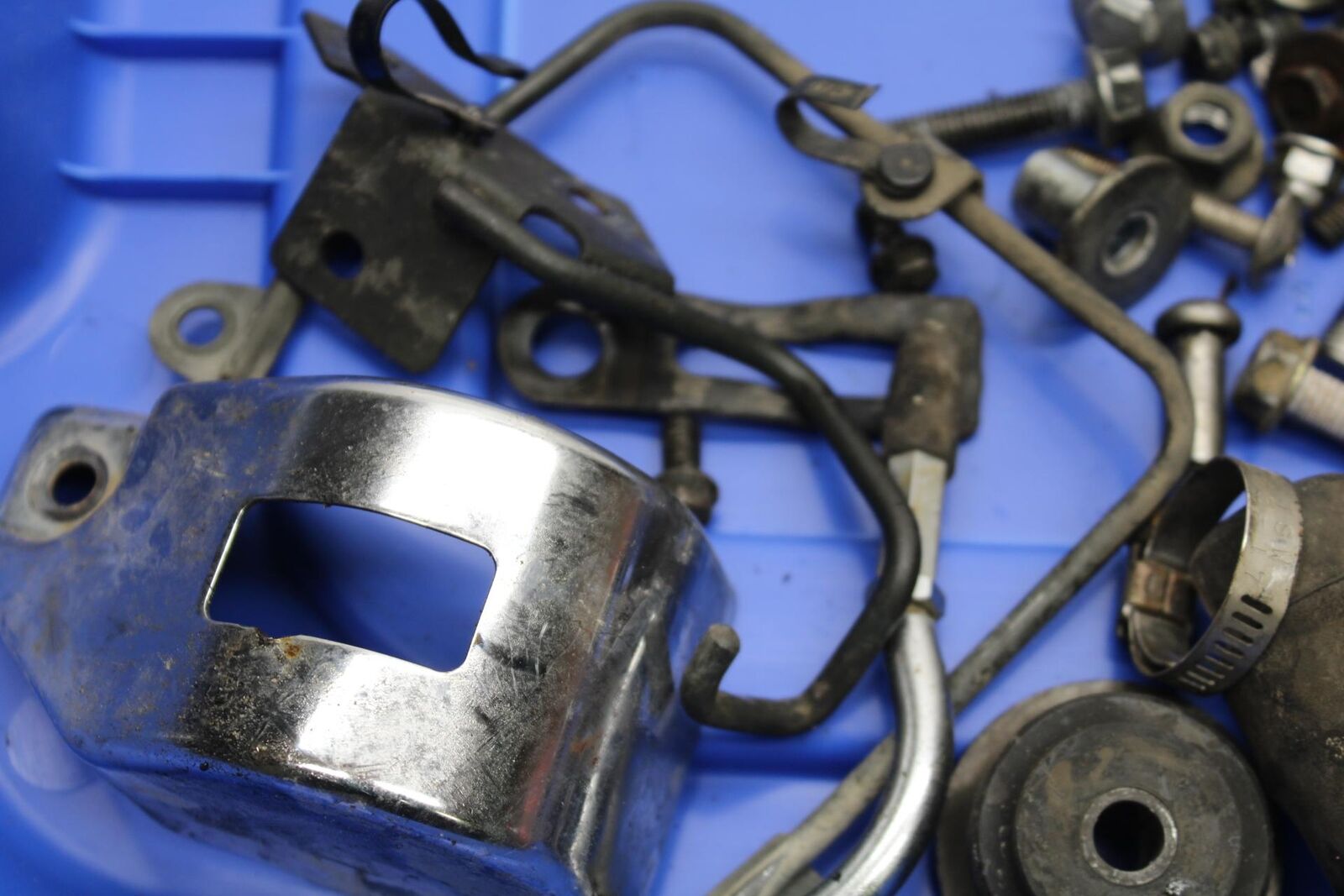 2005 Kawasaki Vulcan 1500 Classic MOUNTING BOLTS AND MISC. HARDWARE  BB576