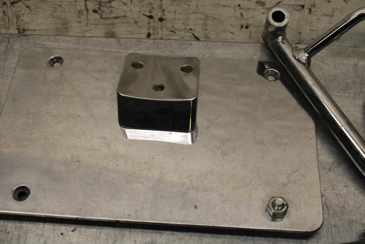 2005 Kawasaki Vulcan 1600 VN1600A ASSORTED CHROME BITS BRACKETS COVERS BB574