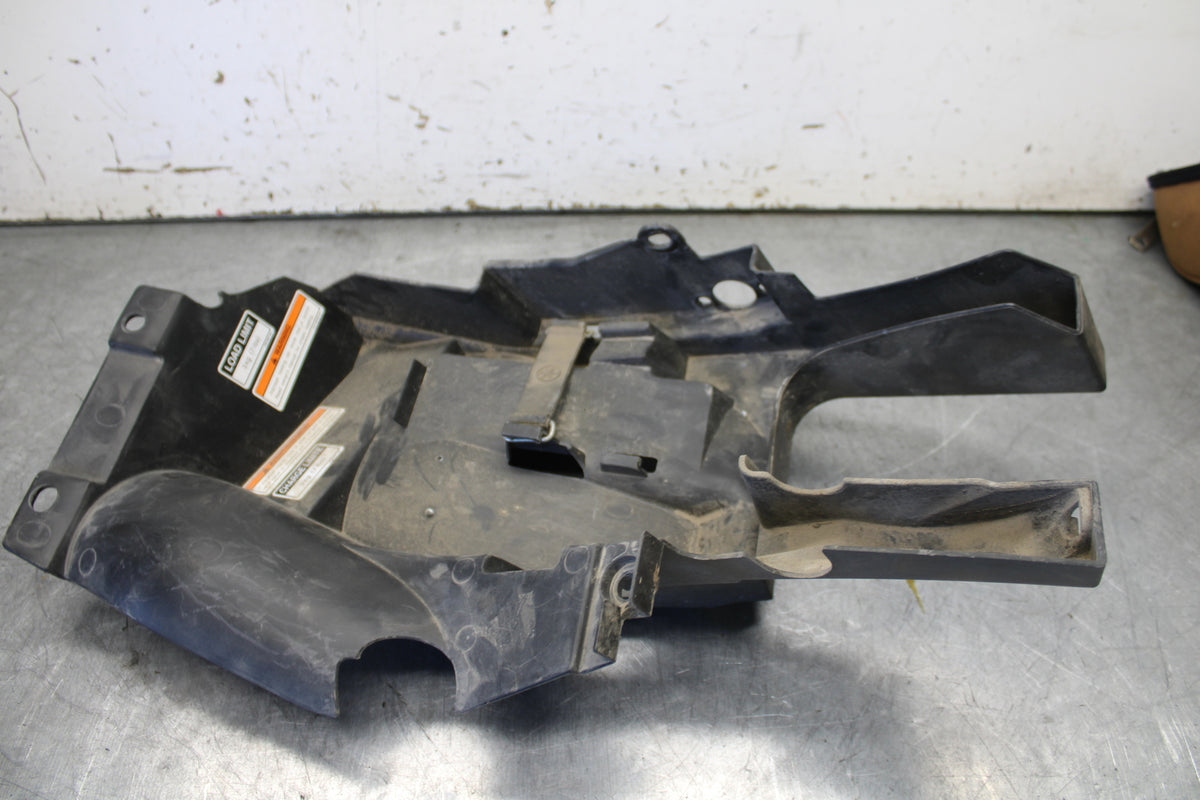 07-09 YAMAHA FZ6 REAR BACK TAIL UNDERTAIL BATTERY TRAY PLASTIC BB713