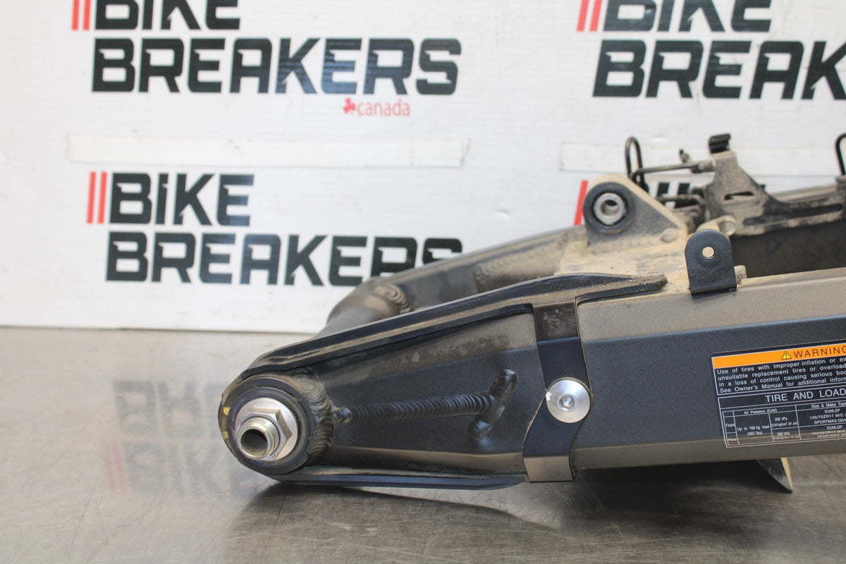 25 KAWASAKI Z900 REAR SWINGARM BACK SUSPENSION SWING ARM BB928