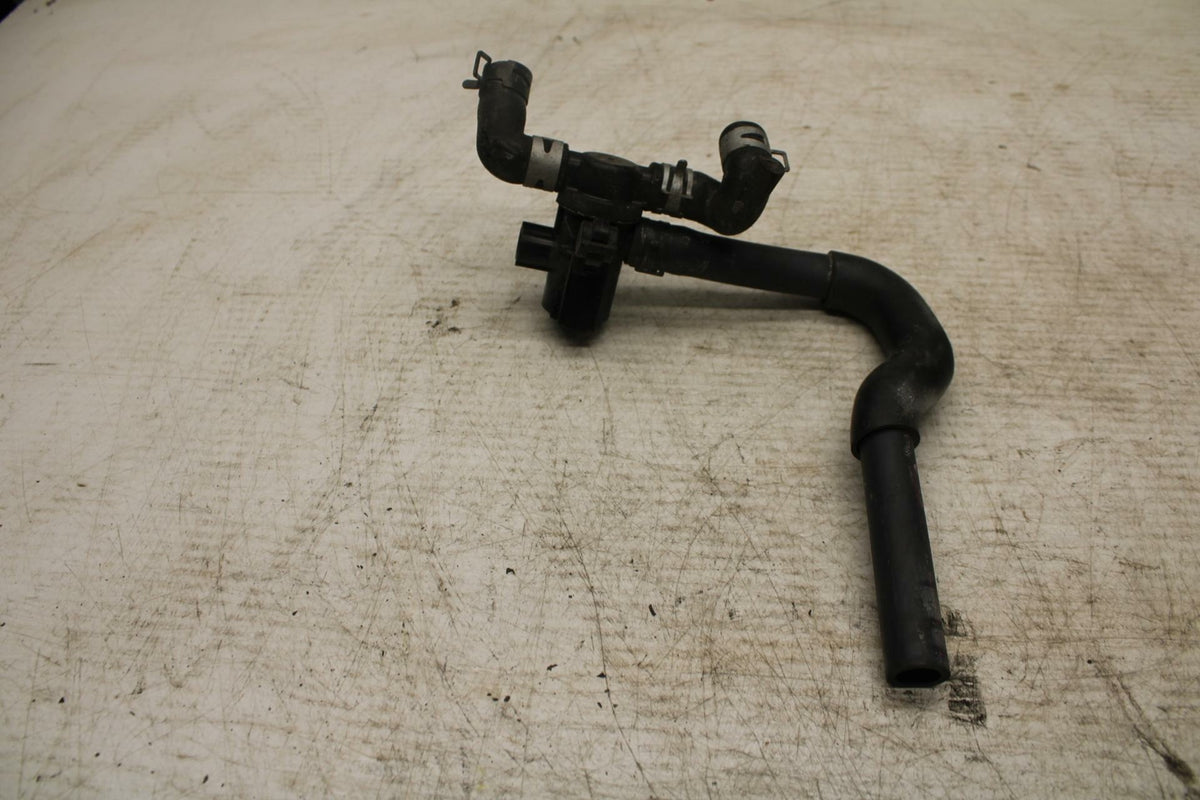 15 YAMAHA FZ09 AIR VALVE SOLENOID TOP ENGINE SWITCH SENSOR BB367