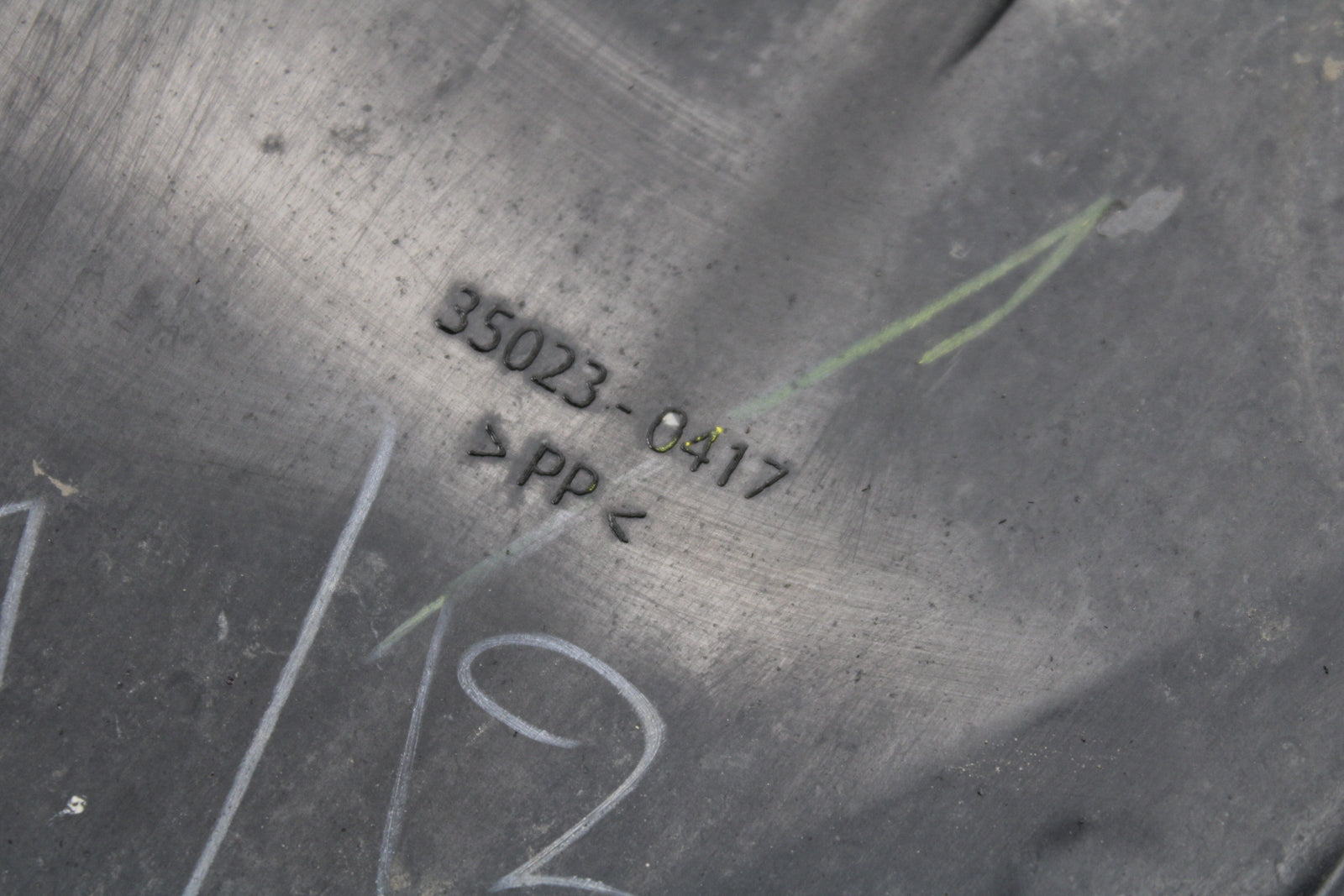 18-24 KAWASAKI NINJA 650 REAR BACK WHEEL TIRE HUGGER FENDER BB725