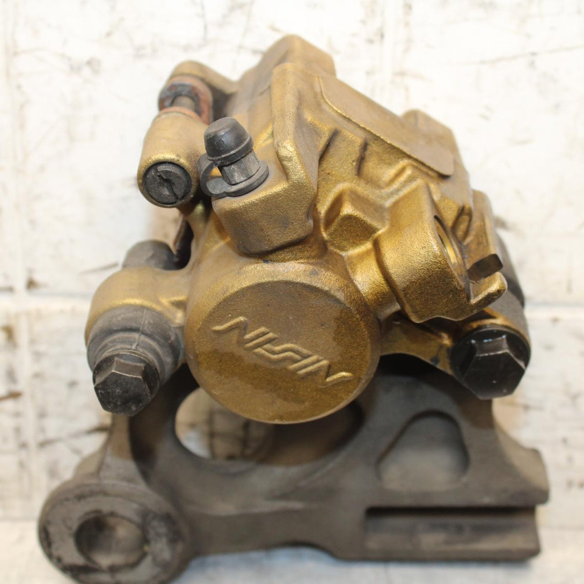 2000 Honda Super Hawk VTR1000F REAR BACK BRAKE CALIPER W MOUNT BRACKET BB577