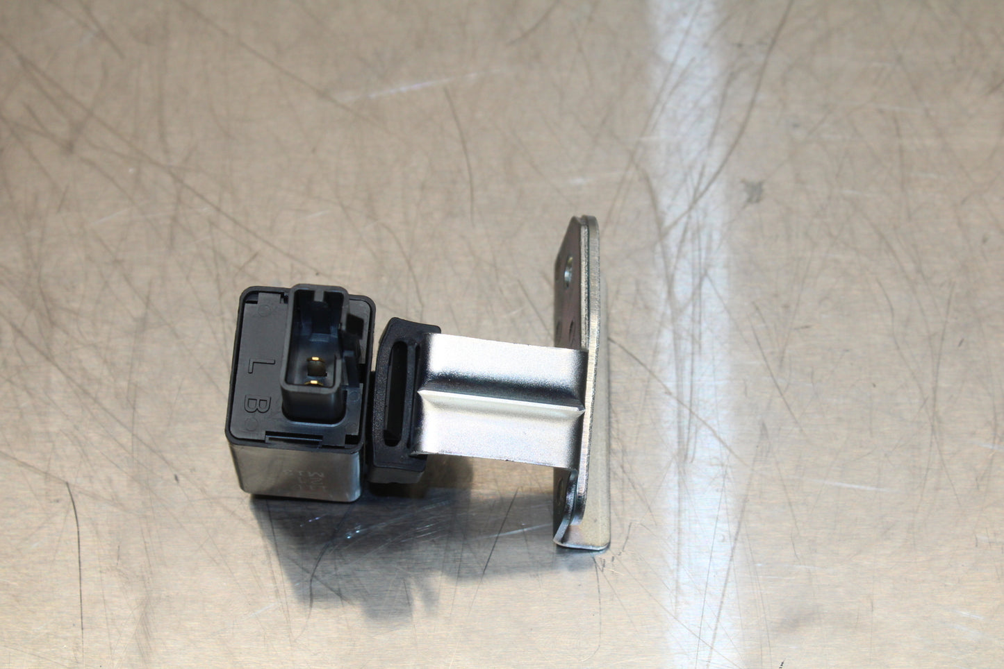 23-24 KAWASAKI NINJA ZX14R TURN SIGNAL BLINKER RELAY FLASHER SWITCH BB141