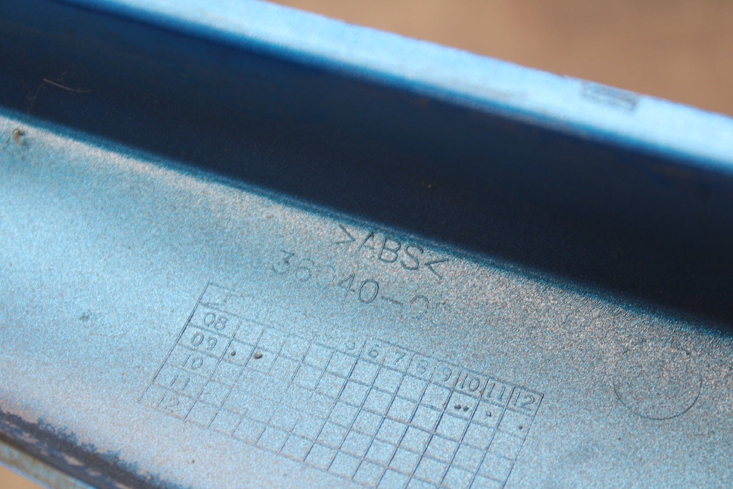 09-10 KAWASAKI ER-6N LEFT REAR BACK TAIL FAIRING COWL SHROUD BB205