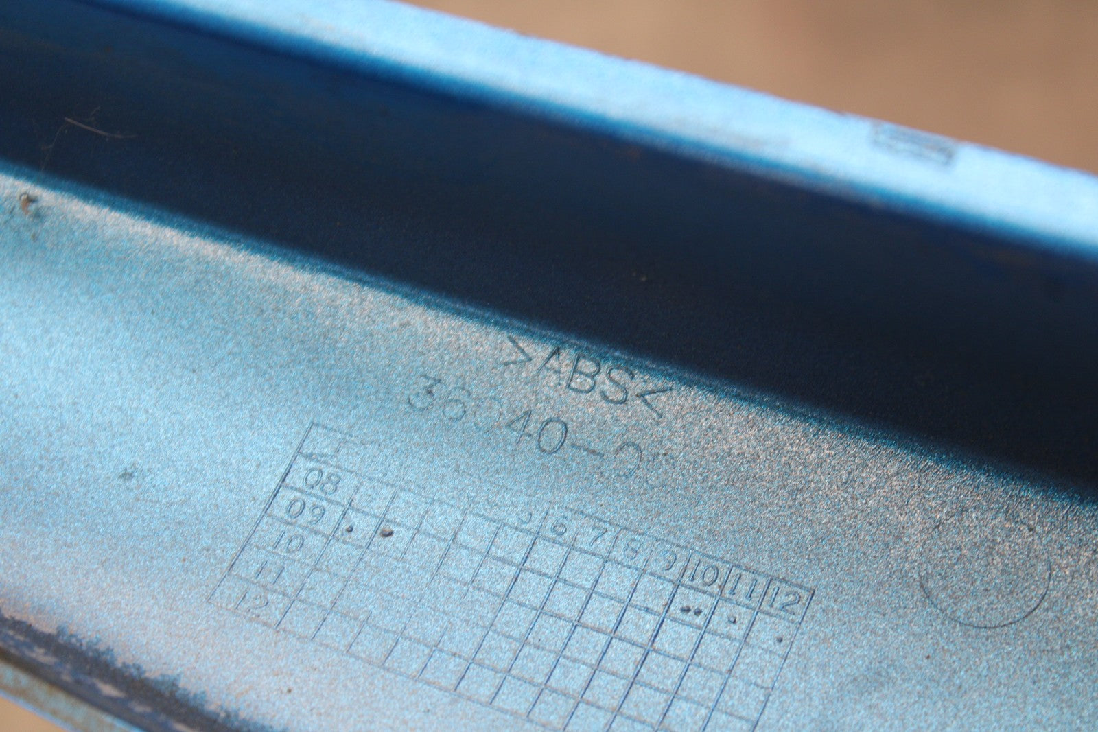 09-10 KAWASAKI ER-6N LEFT REAR BACK TAIL FAIRING COWL SHROUD BB205