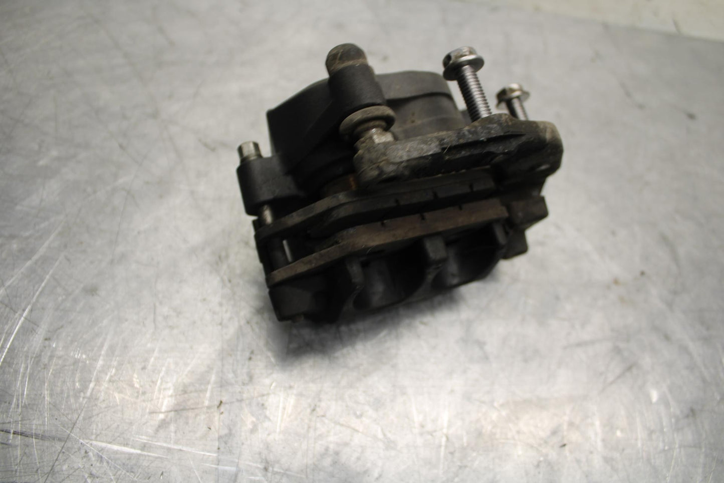 17 KAWASAKI VERSYS_X 300  FRONT BRAKE CALIPER BB504