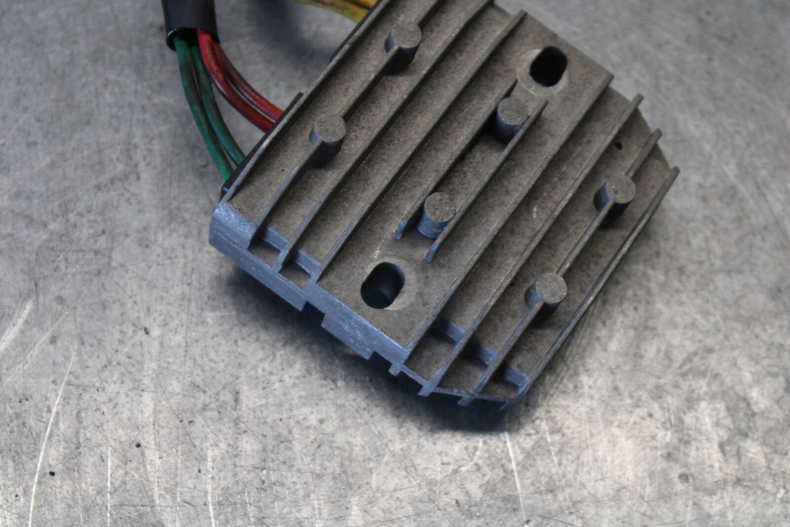 03-04 HONDA CBR600RR RECTIFIER VOLTAGE REGULATOR 31600-MEE-003 BB661