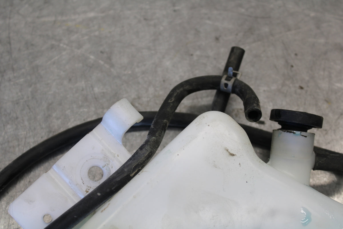 11-24 SUZUKI GSXR750 COOLANT WATER TANK RESERVOIR BOTTLE BB687