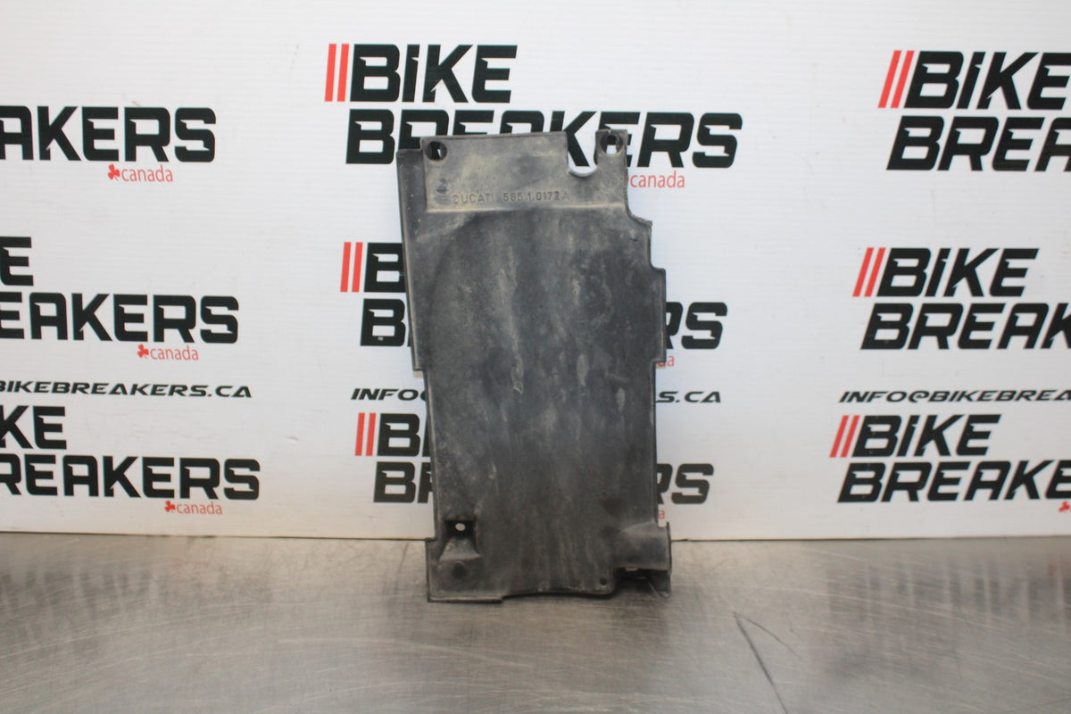 02 DUCATI MONSTER 620 REAR BACK TAIL UNDERTAIL FAIRING COWL FENDER BB851