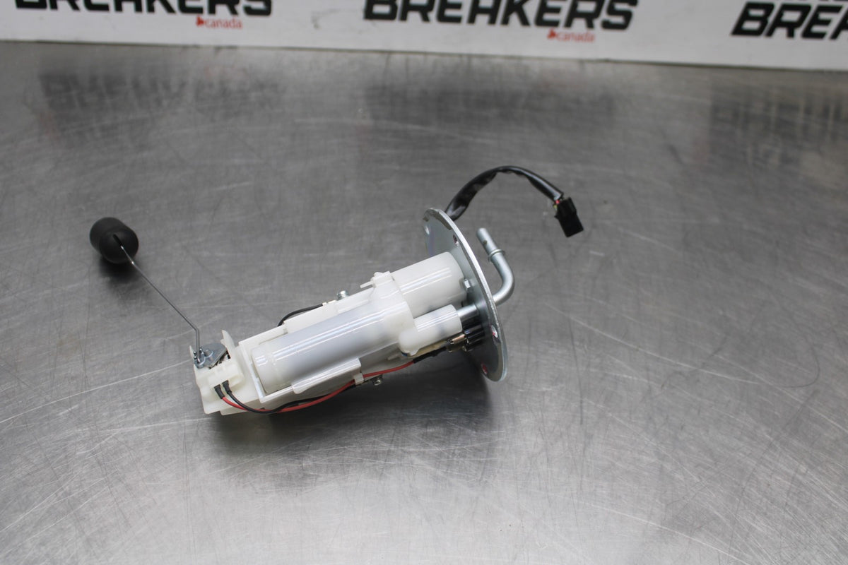 18-26 KAWASAKI Z400 FUEL PUMP GAS PETROL SENDER UNIT BB852