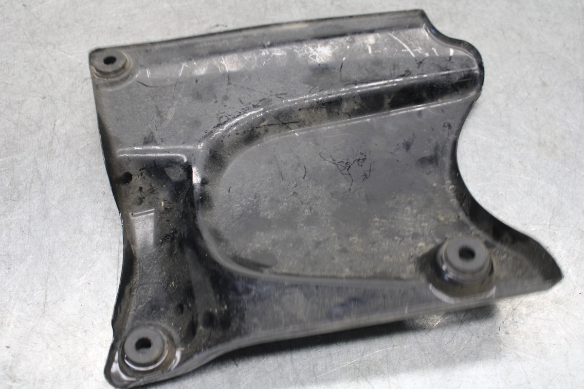 05-06 SUZUKI BOULEVARD M50 ENGINE SPROCKET COVER BB671