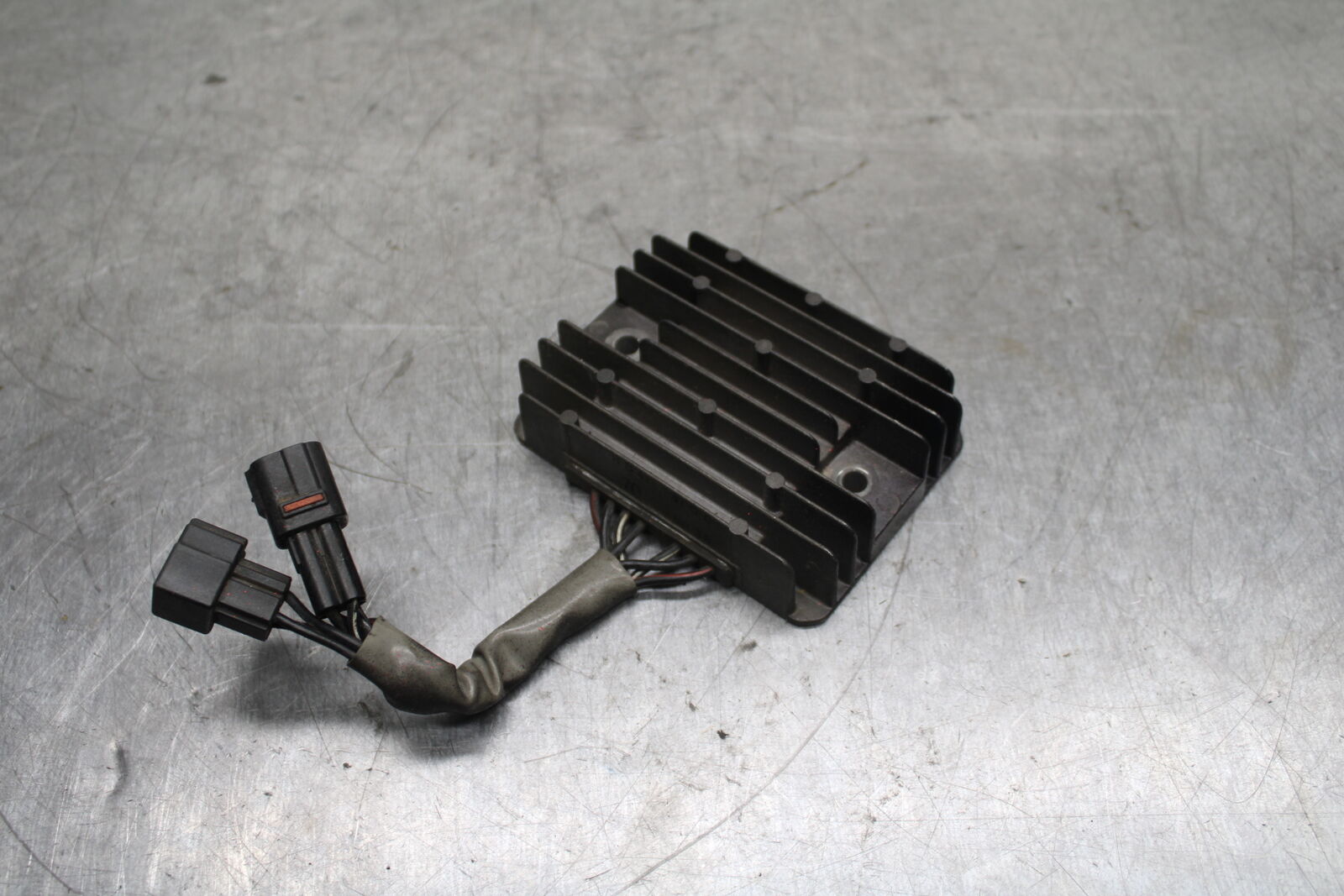 05-06 SUZUKI GSXR1000 RECTIFIER VOLTAGE REGULATOR BB113