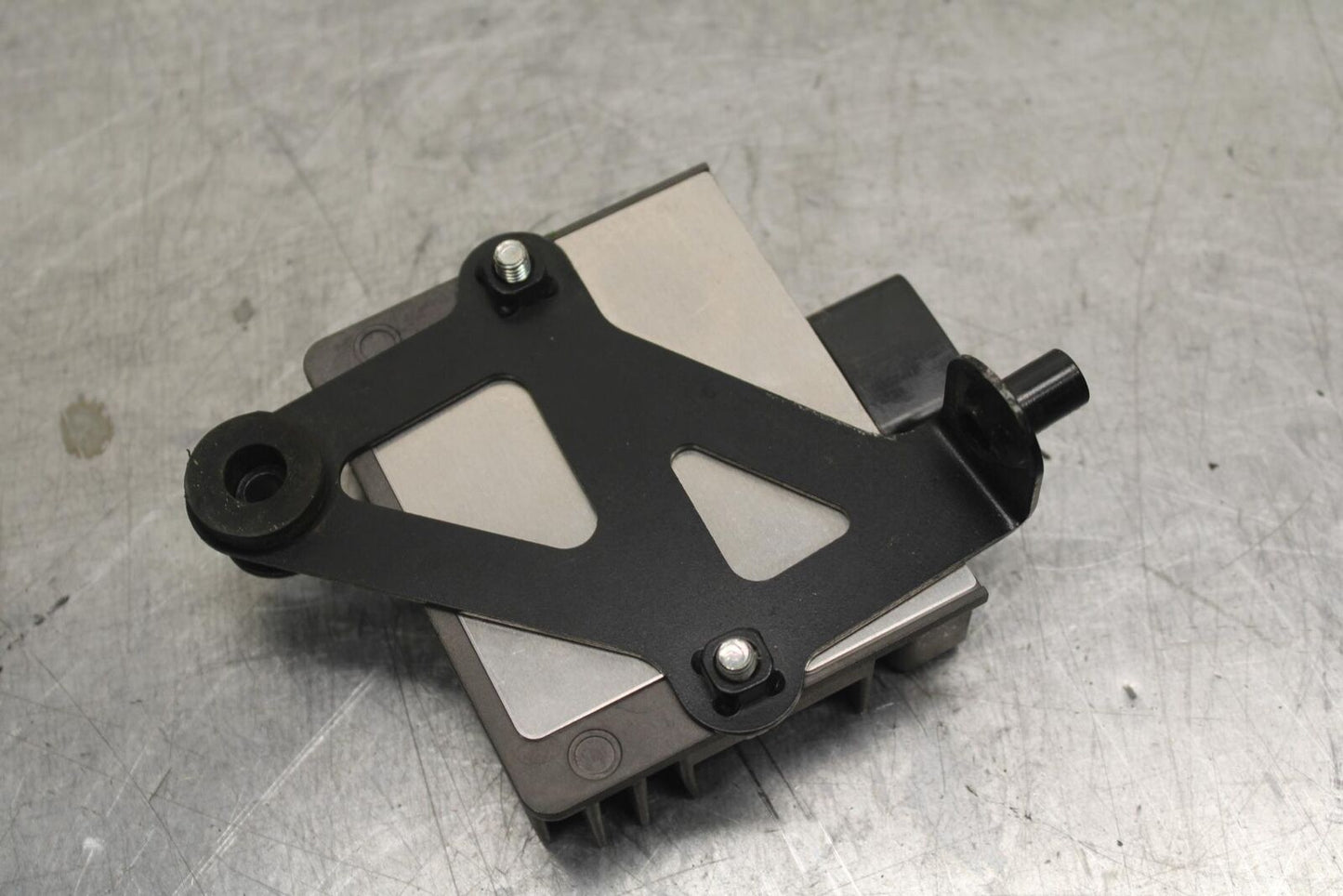 12-17 KAWASAKI ER-6N Z650 RECTIFIER VOLTAGE REGULATOR BB607