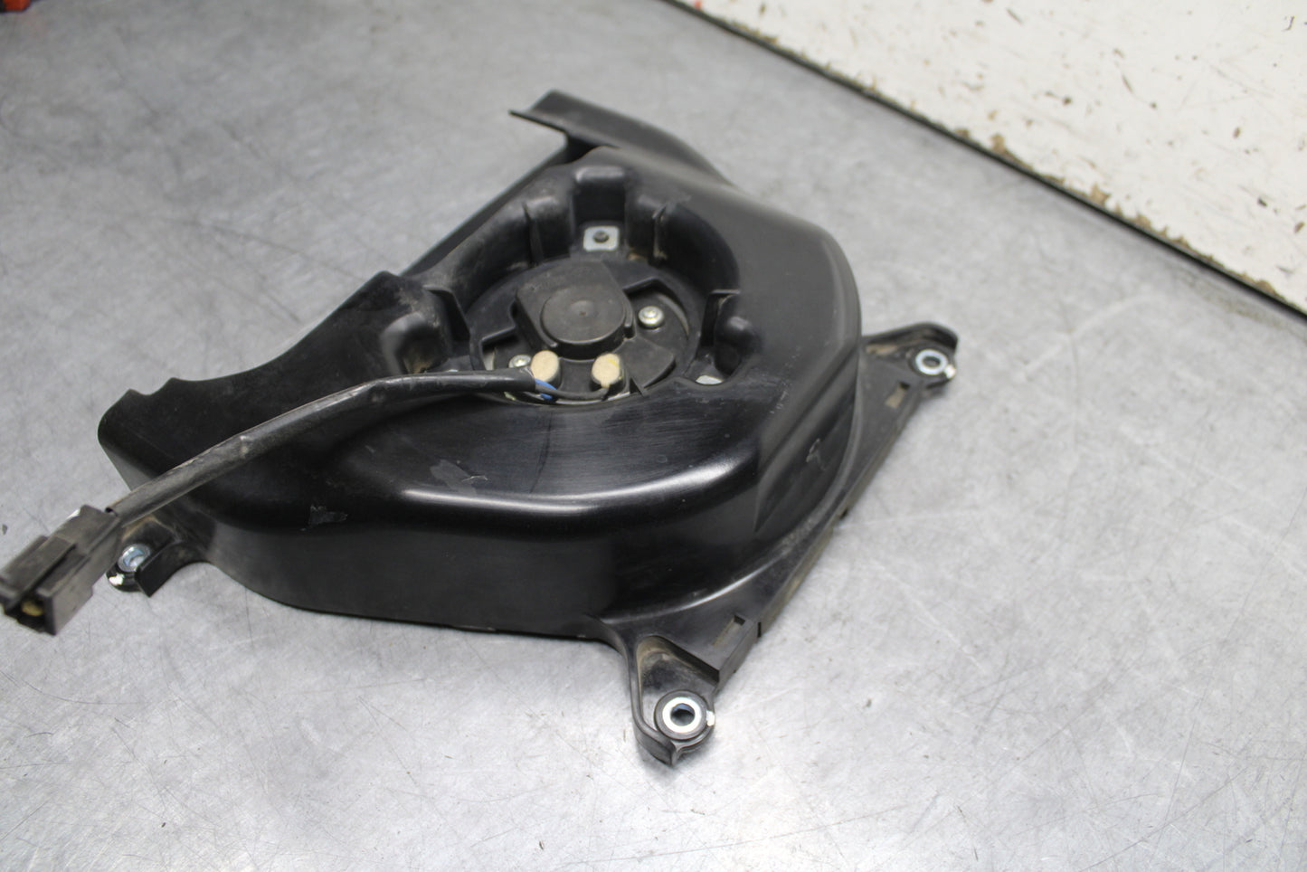 18-24 KAWASAKI NINJA 650 ENGINE RADIATOR COOLING FAN BB725