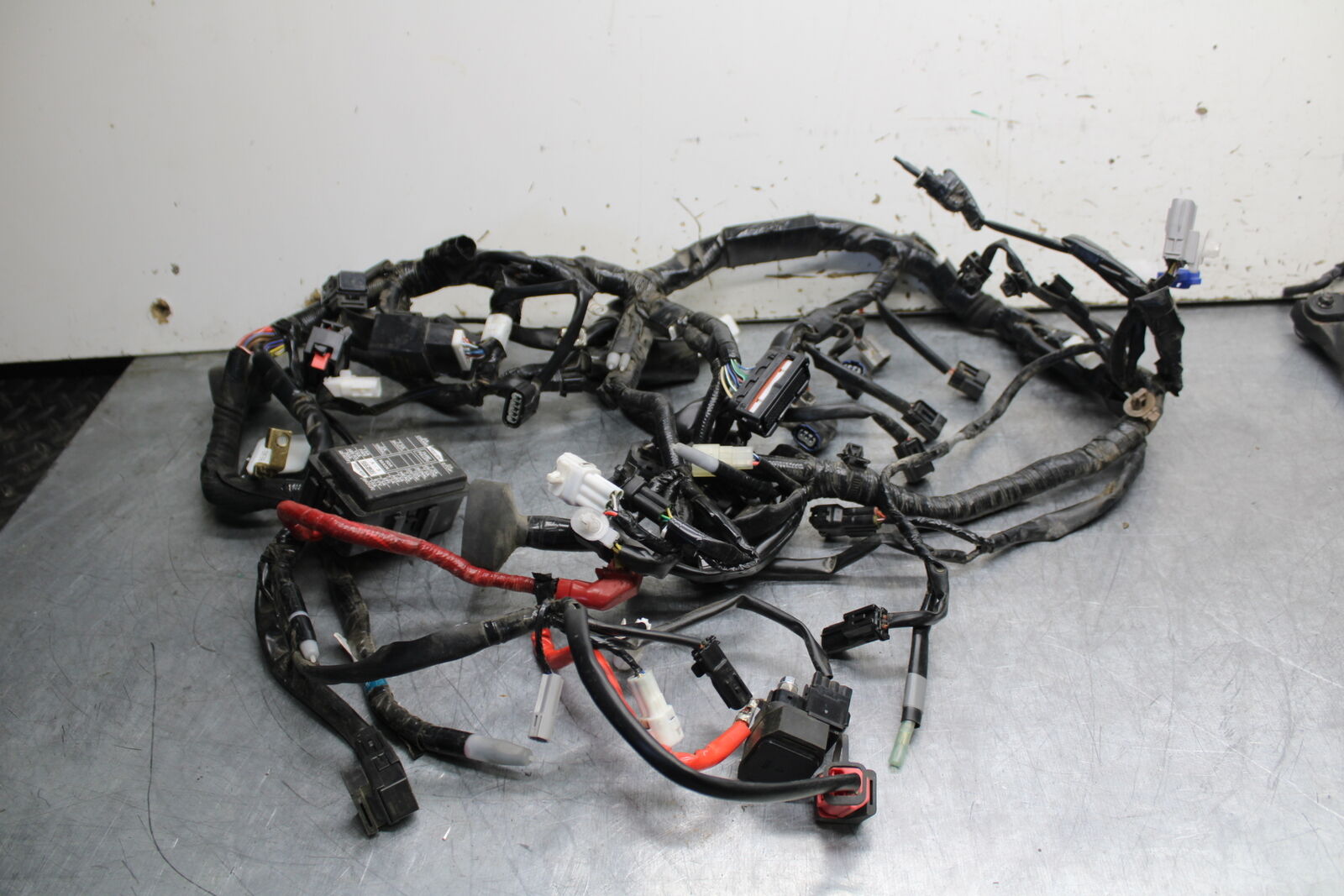 22-24 YAMAHA XSR900 MAIN ENGINE WIRING HARNESS MOTOR WIRE LOOM BB710