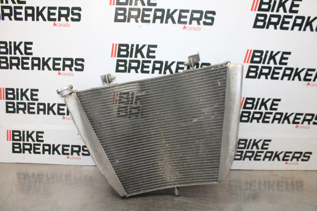 11-26 SUZUKI GSXR750 ENGINE RADIATOR MOTOR COOLER COOLING RADIATER BB900