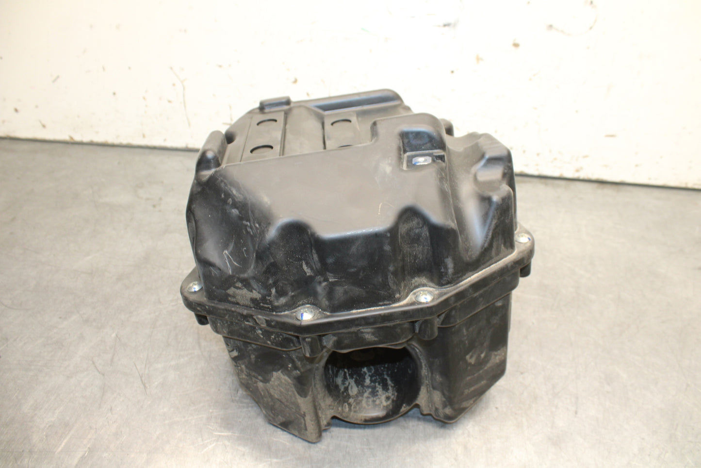 18-24 KAWASAKI NINJA 650 AIRBOX AIR INTAKE FILTER BOX BB725